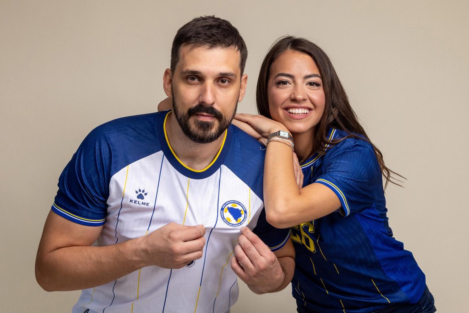 Novu opremu izradio je španjolski Kelme, a dizajn domaćeg autora Harisa Stambolića kombinira tradicionalne motive i moderne sportske elemente.