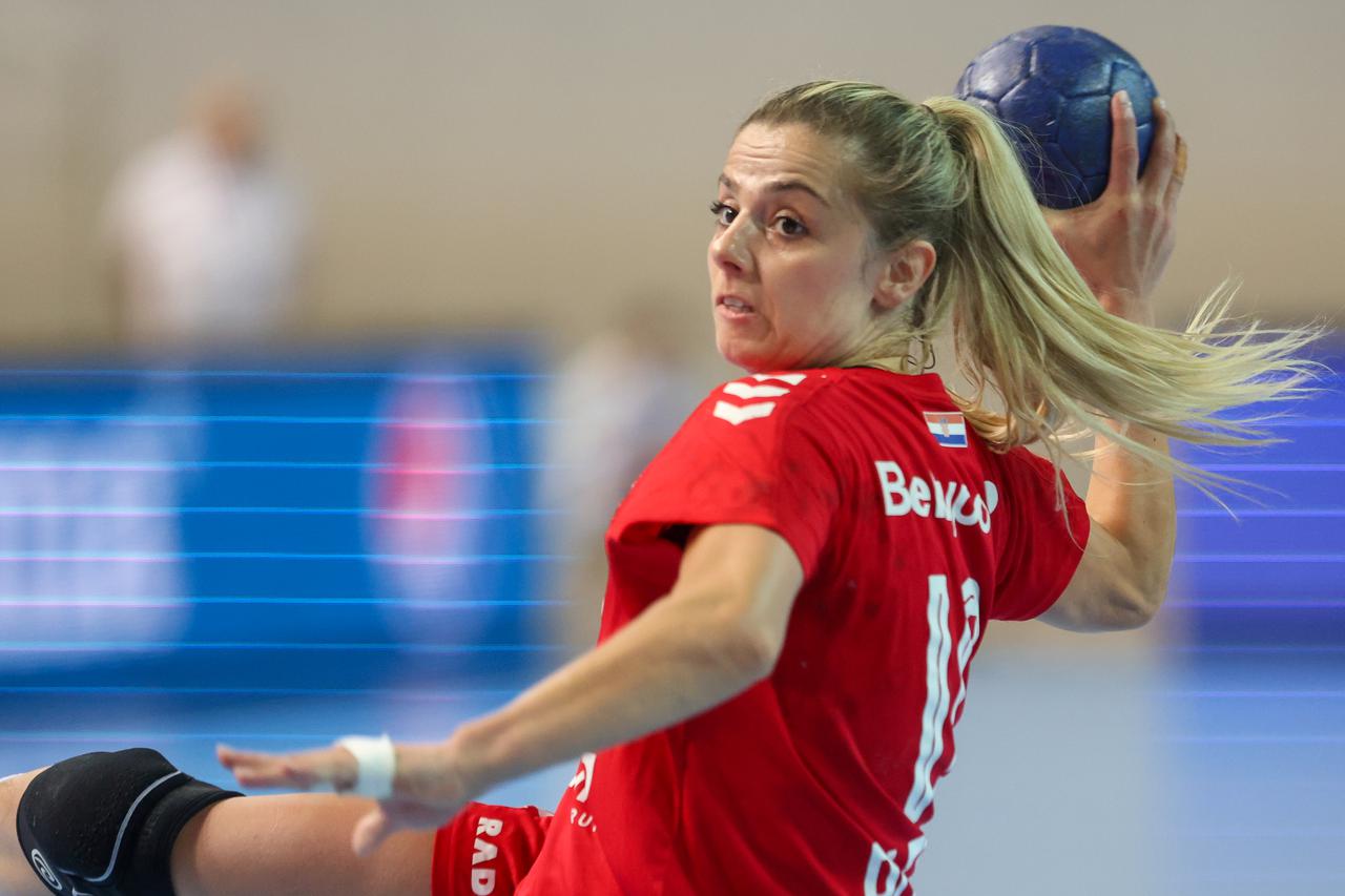 Poreč: Finale Hrvatskog kupa za rukometašice, RK Podravka - RK Lokomotiva