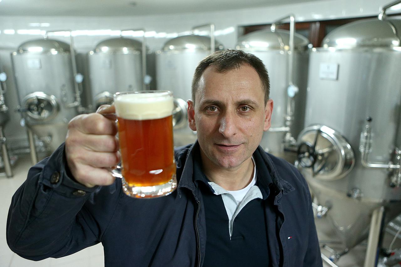 05.03.2015., Zagreb - Franjo Razum u pogonu svoje pivovare Razum koja je jedina samoborska pivovara. Franjo Razum svoje pivo ce prodavati u svojoj novouredjenoj Pivnici Razum.  Photo: Goran Stanzl/PIXSELL