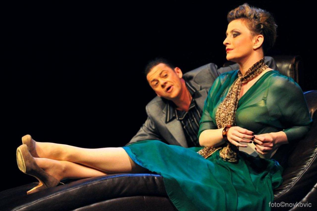 terapija, terapija u zagrebačkoj komediji