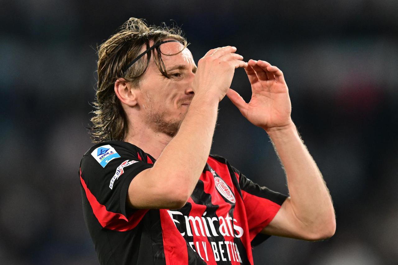 Serie A - Lazio v AC Milan