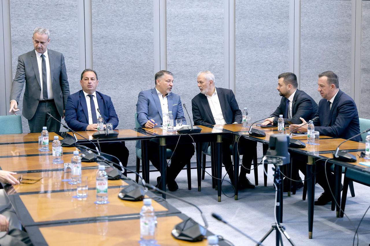 Oporba napustila sjednicu Odbora za Ustav, HDZ sam izglasao kandidate za Ustavni sud