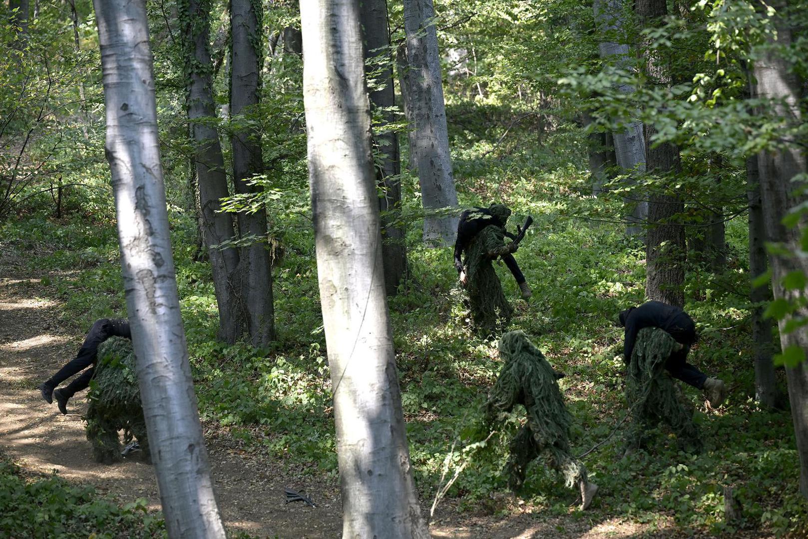 05, September, 2024, Loznica - Tactical training of special units of the Serbian Army "Drina 2024" was held in the area of ​​the Gucevo mountain. Bratislav Gasic, Aleksandar Vucic, Milan Mojsilovic. Photo: Ministarstvo odbrane i vojske Srbije/ATAImages05, septembar, 2024, Loznica  - Odrzana takticka vezba specijalnih jedinica  Vojske Srbije "Drina 2024" u rejonu planine Gucevo. Photo: Ministarstvo odbrane i vojske Srbije/ATAImages Photo: Ministarstvo odbrane i vojske Srbije/ATAImages/PIXSELL
