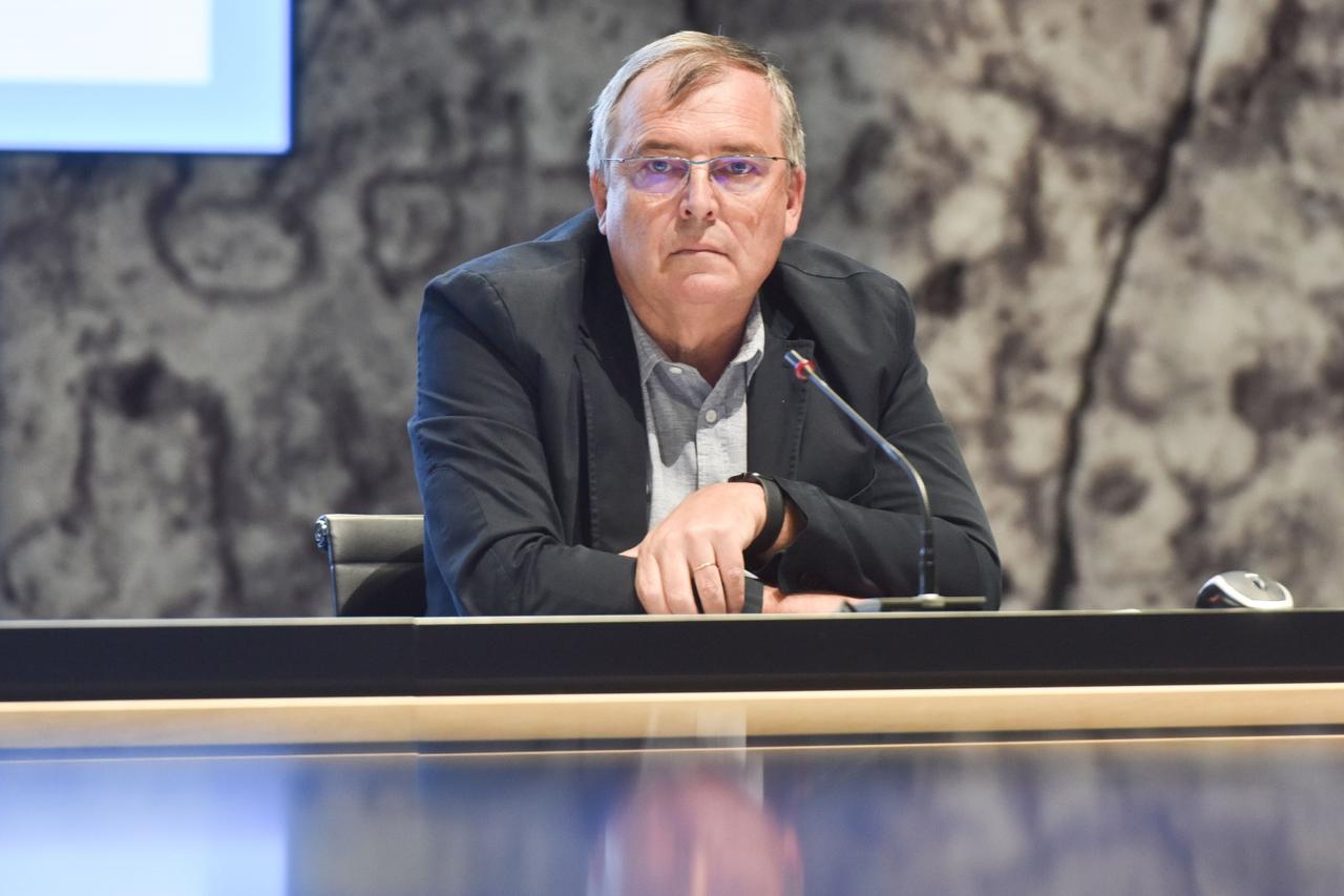 Zagreb: Stožer uvodi strože mjere za cijelu Dalmaciju, ali i Istru