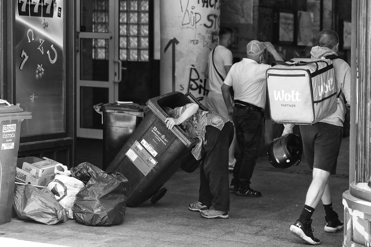 Svakodnevnica jednog umirovljenika u hrvatskoj metropoli