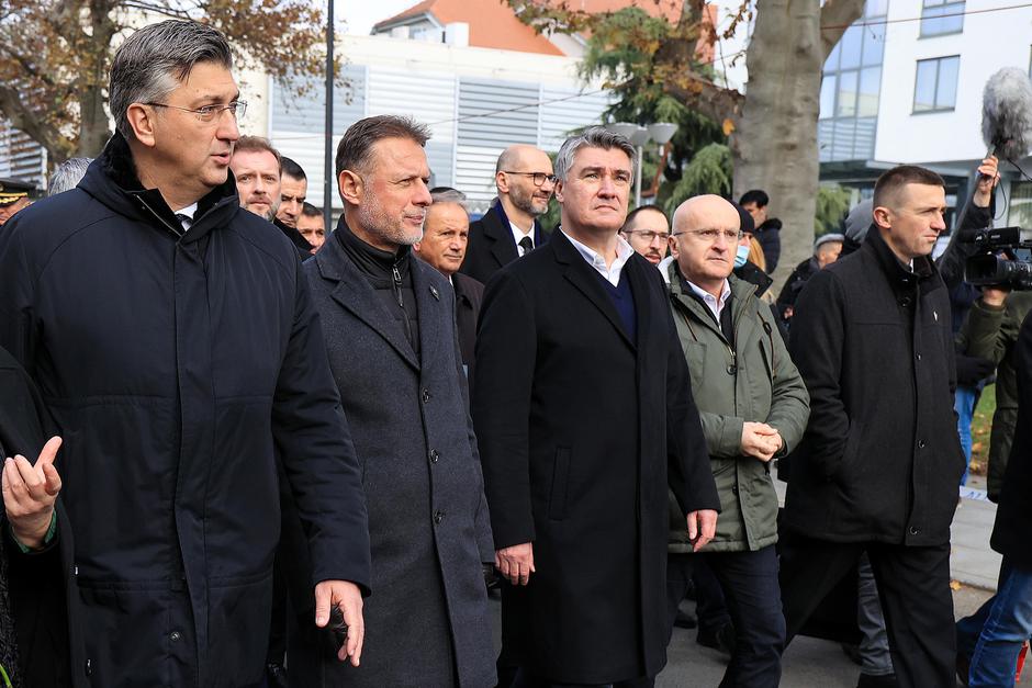 Zoran Milanović, Andrej Plenković i Gordan Jandroković zajedno u Koloni sjećanja za Vukovar