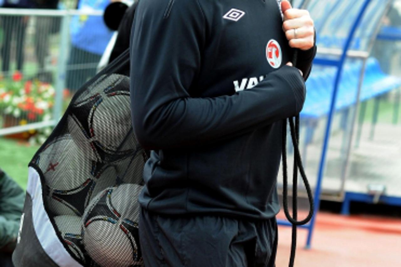 'England\'s Wayne Rooney during a Training Session at the Stadion Suche Stawy, Krakow, Poland. Photo: Press Association/Pixsell'