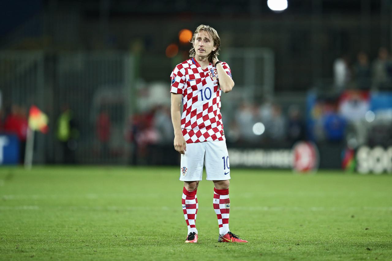 Lens: Tuga hrvatskih reprezentativaca nakon poraza od Portugala