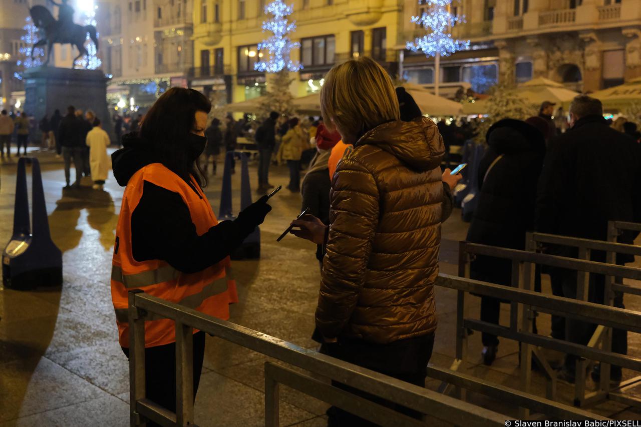 Zagreb: Doček na Trgu, za ulazak u ograđeni dio potrebna je COVID potvrda