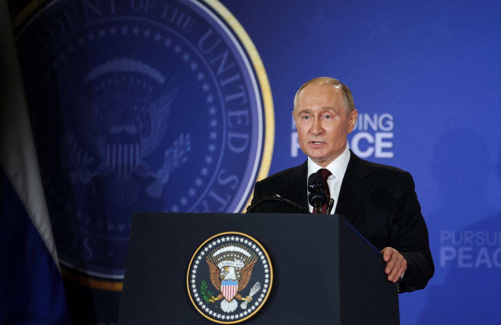 "Idući put u Moskvi”, dobacio mu je Putin na engleskom jeziku. 