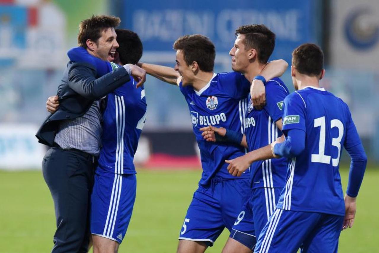 Slaven - Dinamo