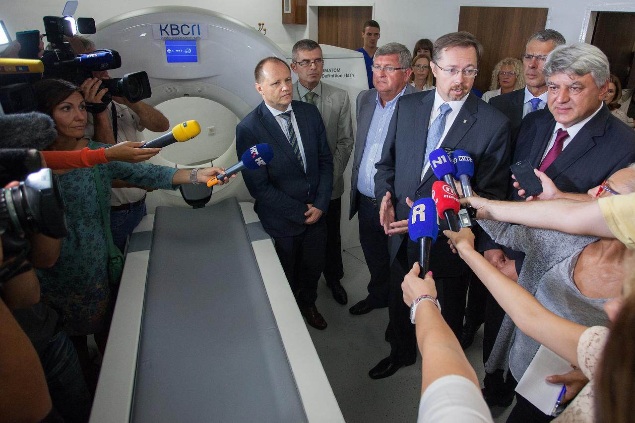 19.08.2015., Rijeka - Ministar zdravlja Sinisa Varga u KBC-u Rijeka na svecanom pustanju u  rad modernog 256-slojnog CT uredaja vise klase. Slavko Stimac, Vojko Obersnel, Sinisa Varga, Dragan Korolija Marinic , Zlatko Komadina. Photo: Nel Pavletic/PIXSELL