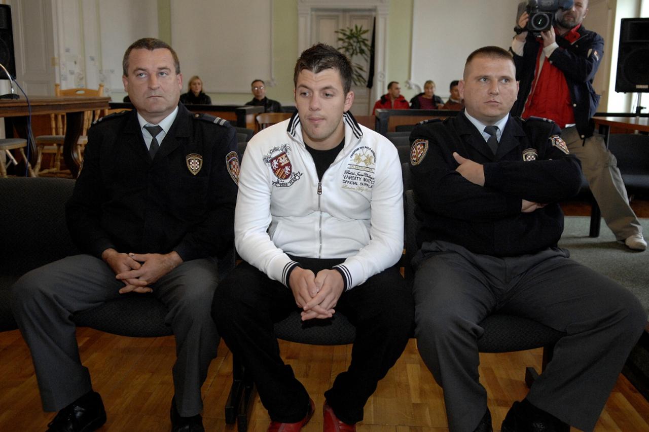 Mario Semper, silovatelj