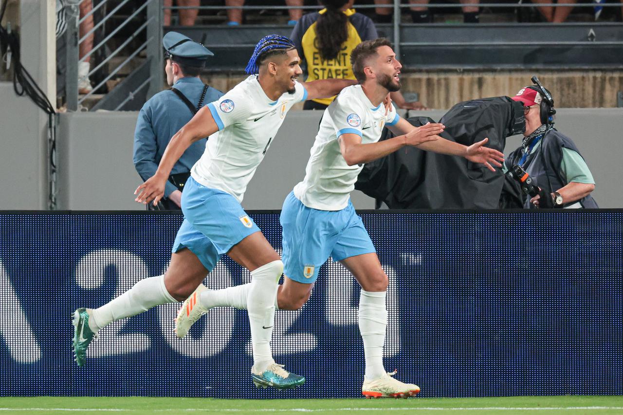 Soccer: Copa America-Uruguay vs Bolivia