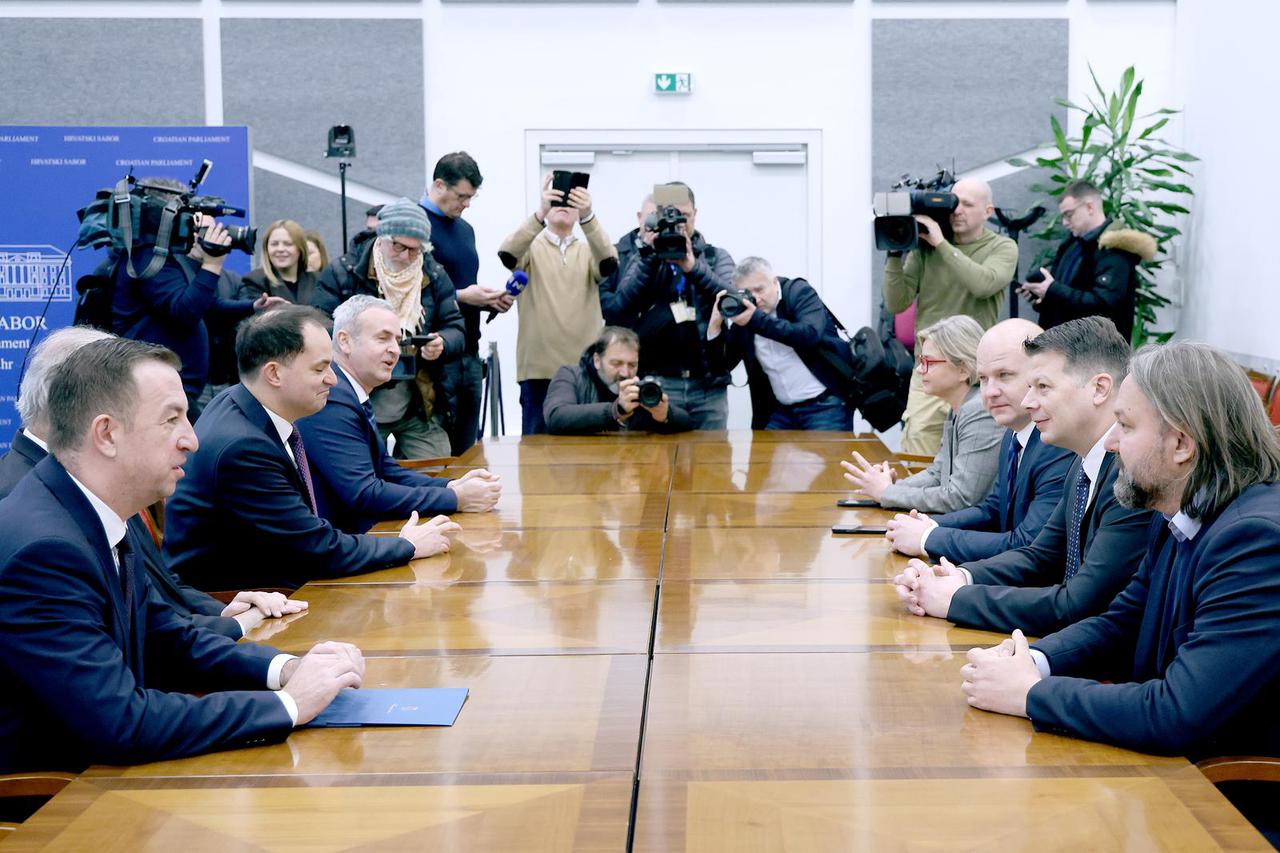 Zagreb: Pregovori HDZ-a i SDP-a o izboru sudaca Ustavnog suda