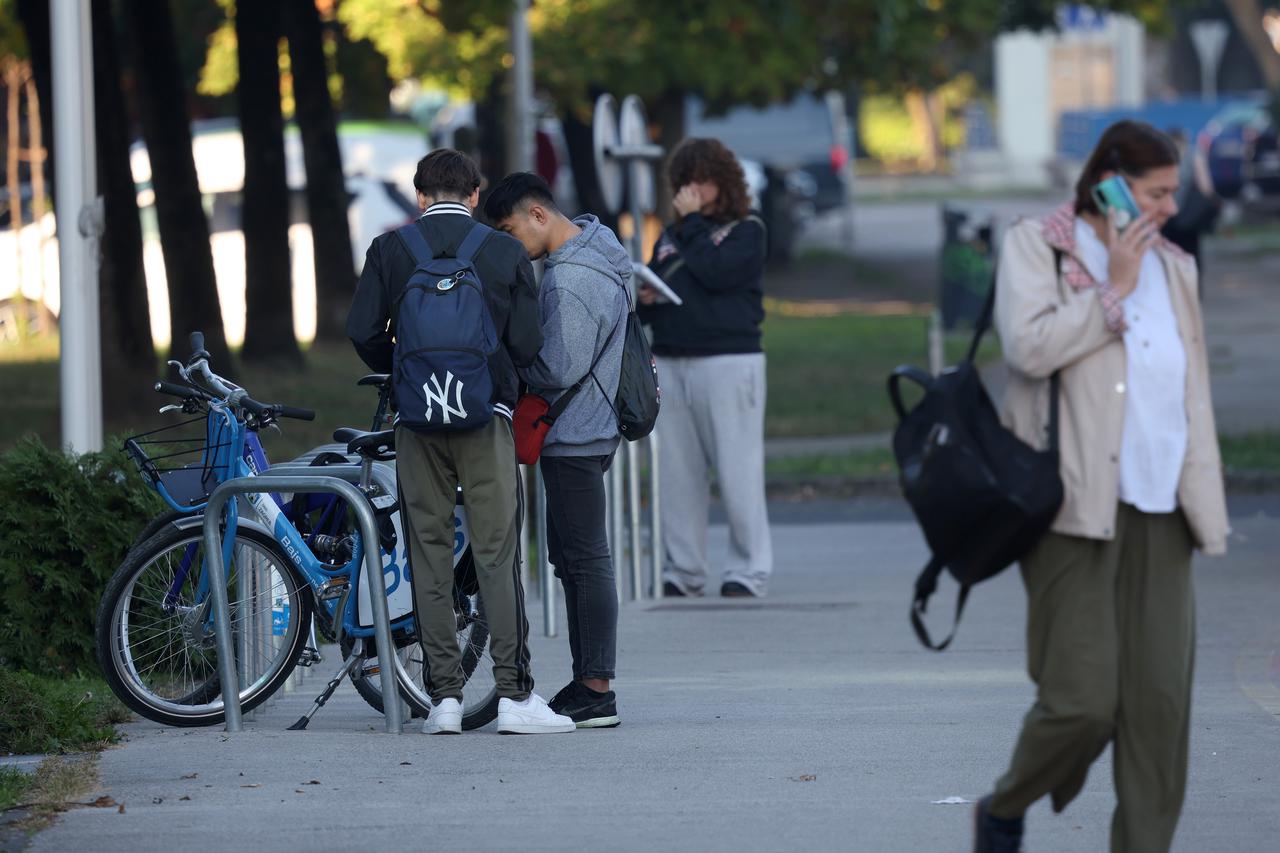 Zagreb: Novi Zagreb tijekom drugog dana štrajka radnika Zagrebačkog holdinga