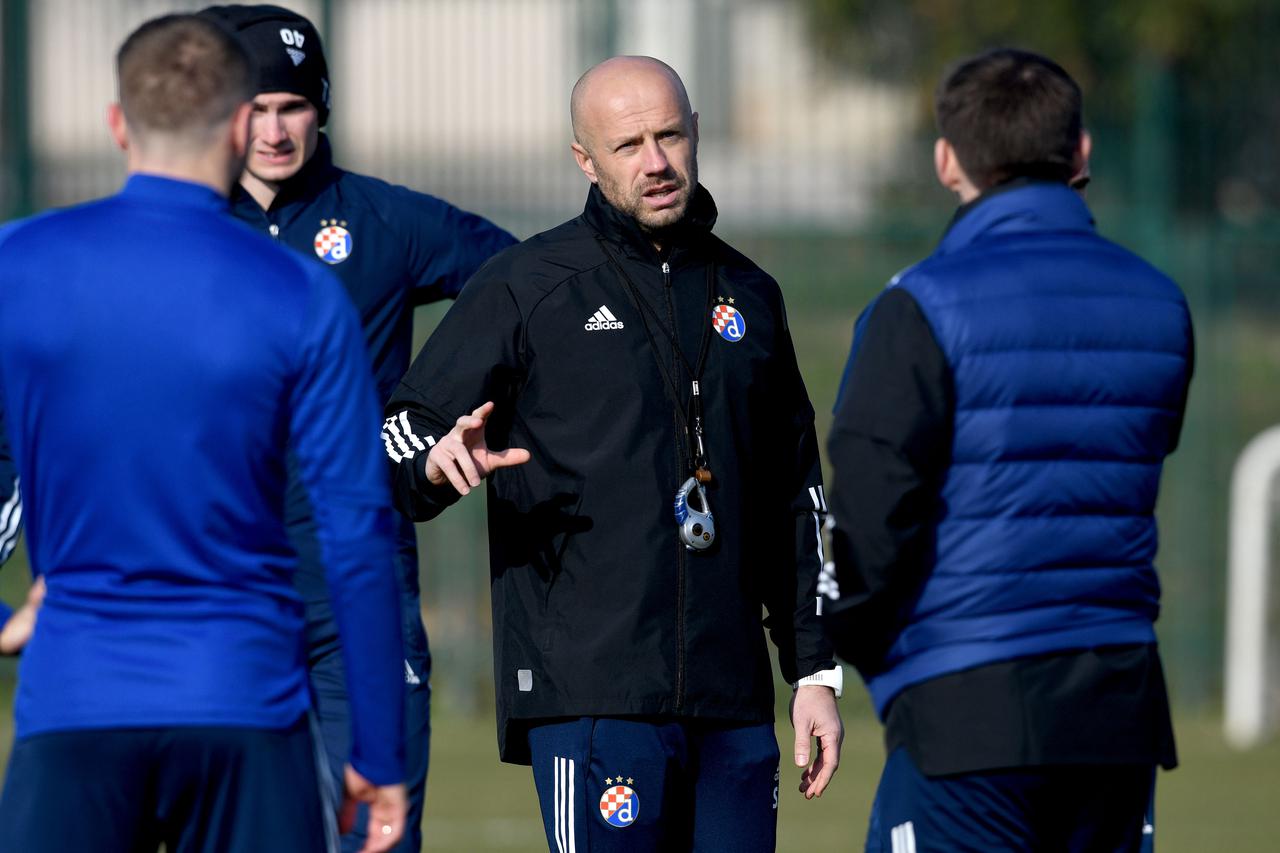 Rovinj: Trening nogometaša Dinama na pripremama