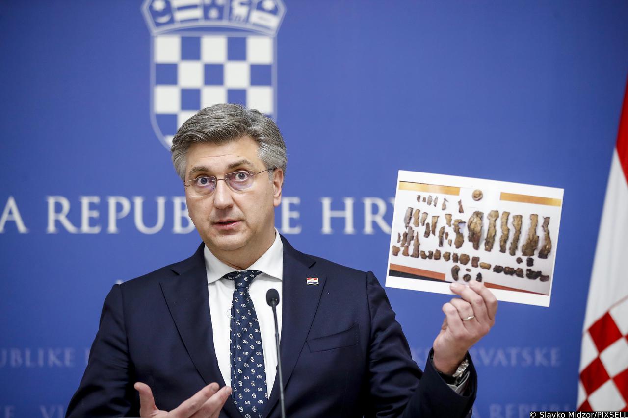 Premijer Plenković pokazao dijelove bombe s drona