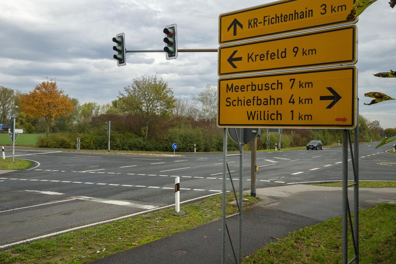 Young woman kidnapped in car and freed by police