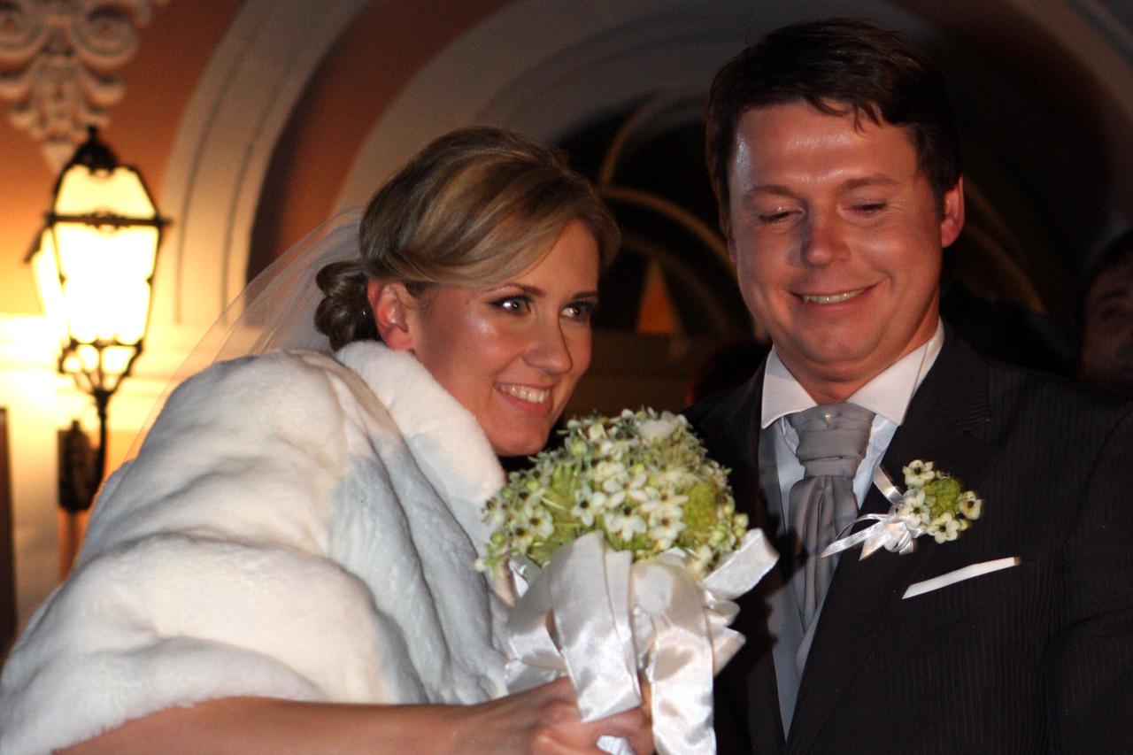 ARHIVA: Vjenčanje Romine Knežić i Sergeja Šitova u Opatiji, 6.12.2008.