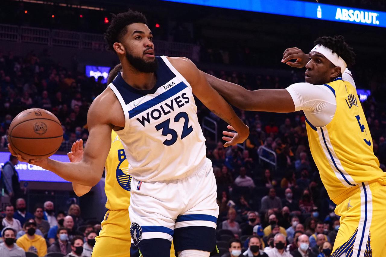 NBA: Minnesota Timberwolves at Golden State Warriors