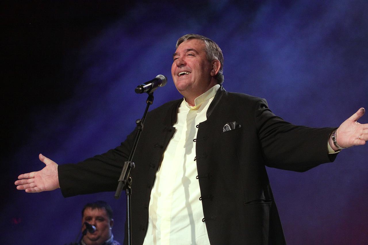 Virtualna izložba: Velikani ostaju u kolektivnom sje?anju