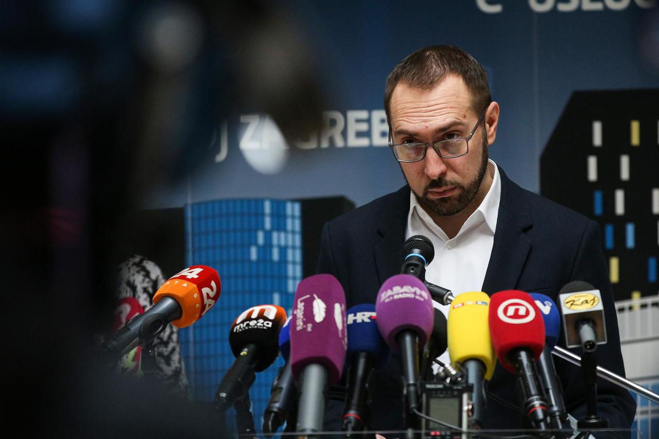 Zagreb: Tomislav Tomašević i Danijela Dolenec održali konferenciju za medije