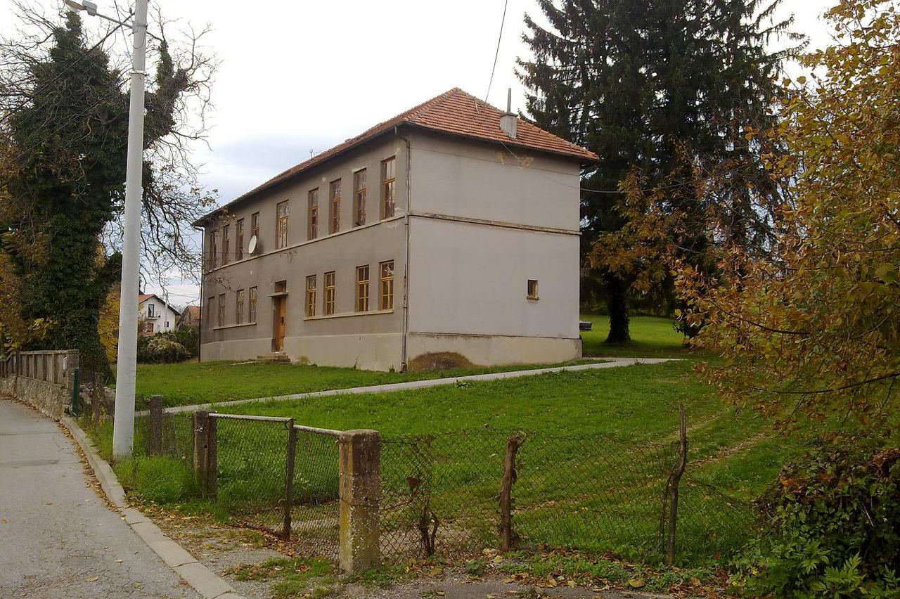 Stara škola Bizek