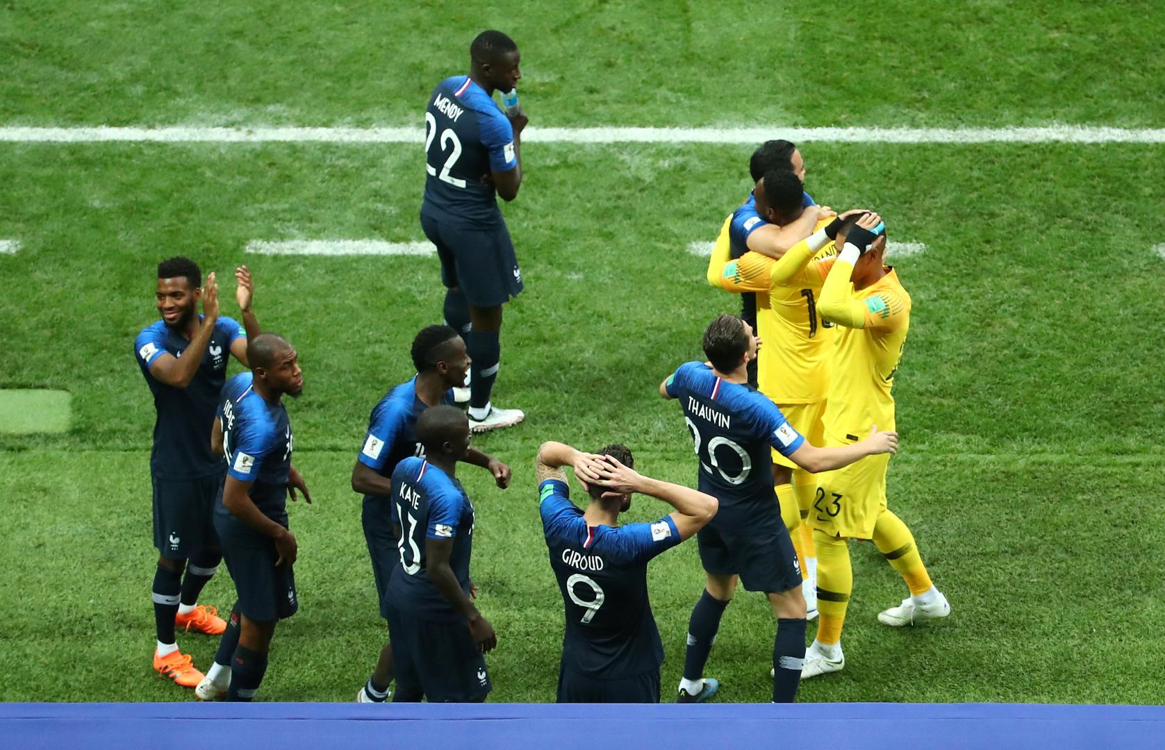 Finale je pratilo 78.000 gledatelja, pri čemu barem 20.000 hrvatskih navijača, dok je Francuza bilo pet puta manje.

