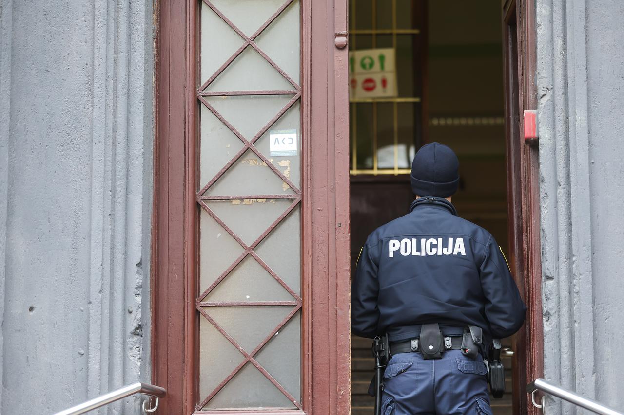Zagreb: Dojava o postavljenoj bombi u srednjoj Obrtničkoj školi