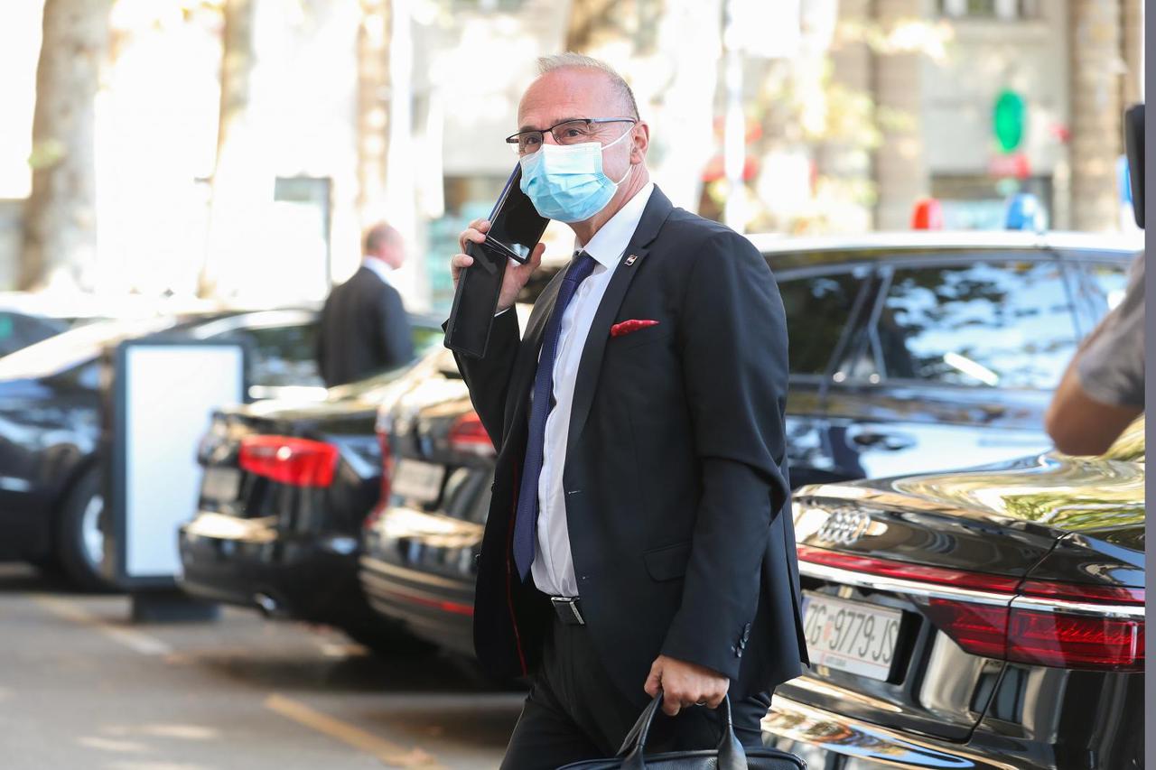 Gordan Grlić Radman