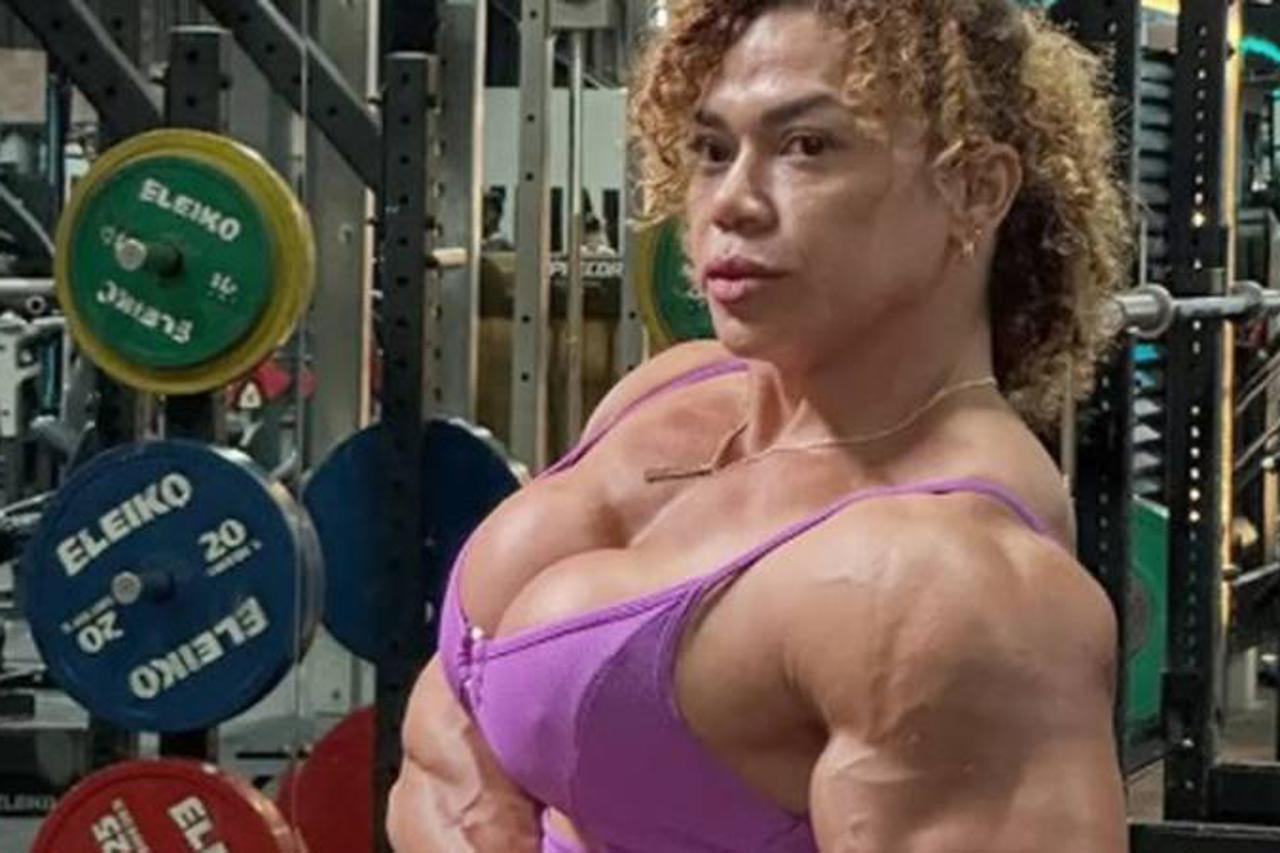 Feed/24Sata/2025-24/She-Hulk_3J2Gpgt.Png.Jpg