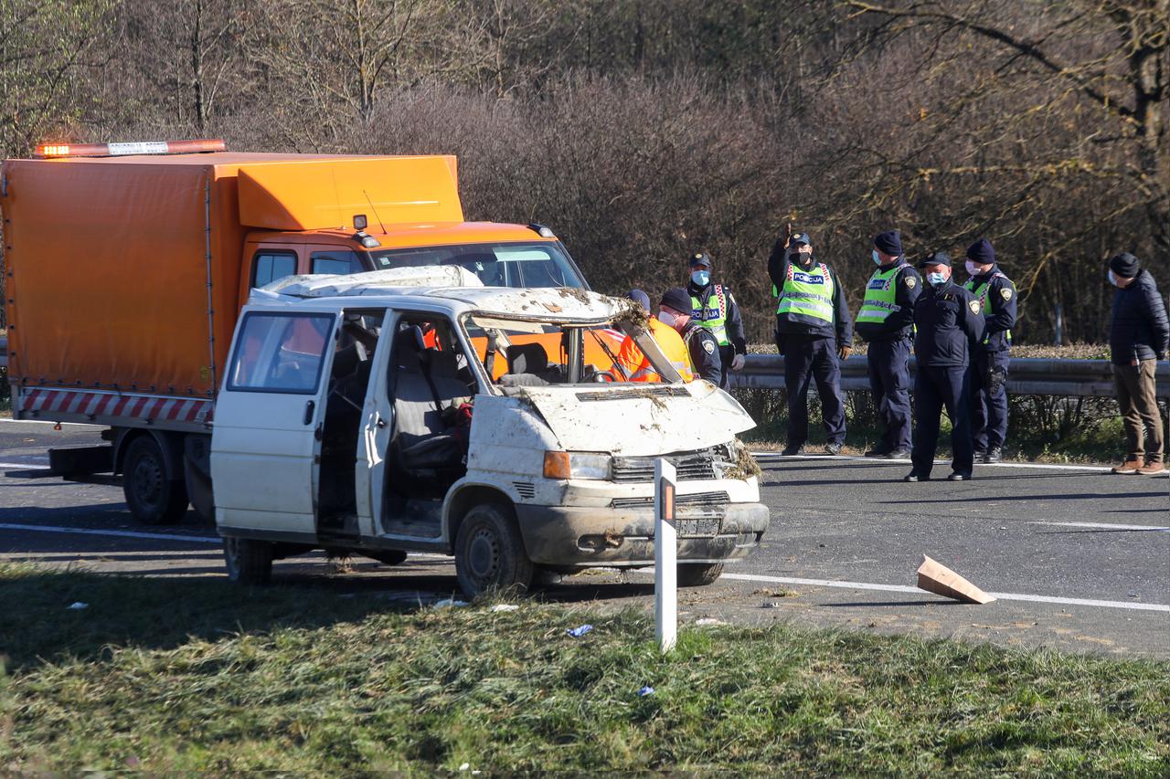 U prometnoj nesreći na autocesti A1 smrtno stradale četiri osobe