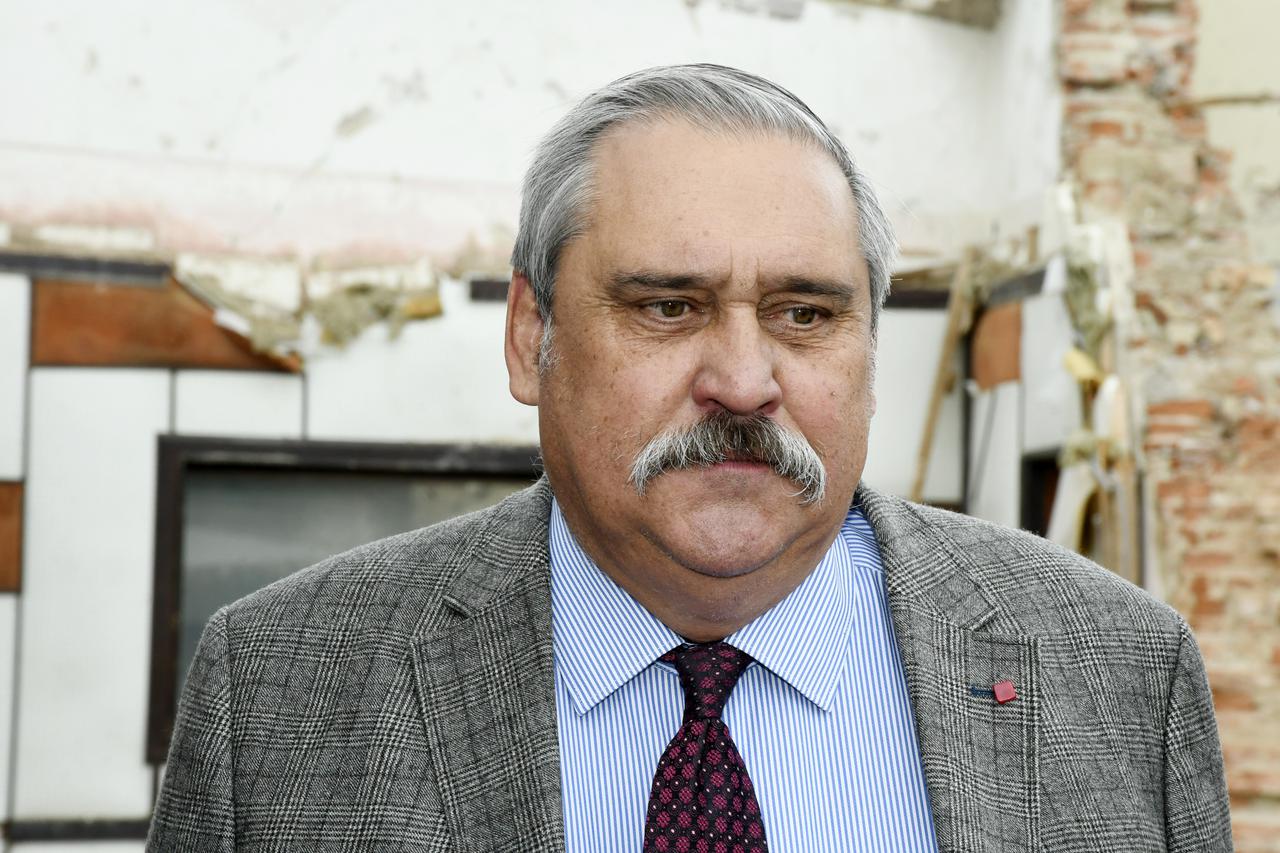 Petrinja: Otvorenje kontejnerske knjižnice "Knjiguške - mjesta za ljekovite priče"