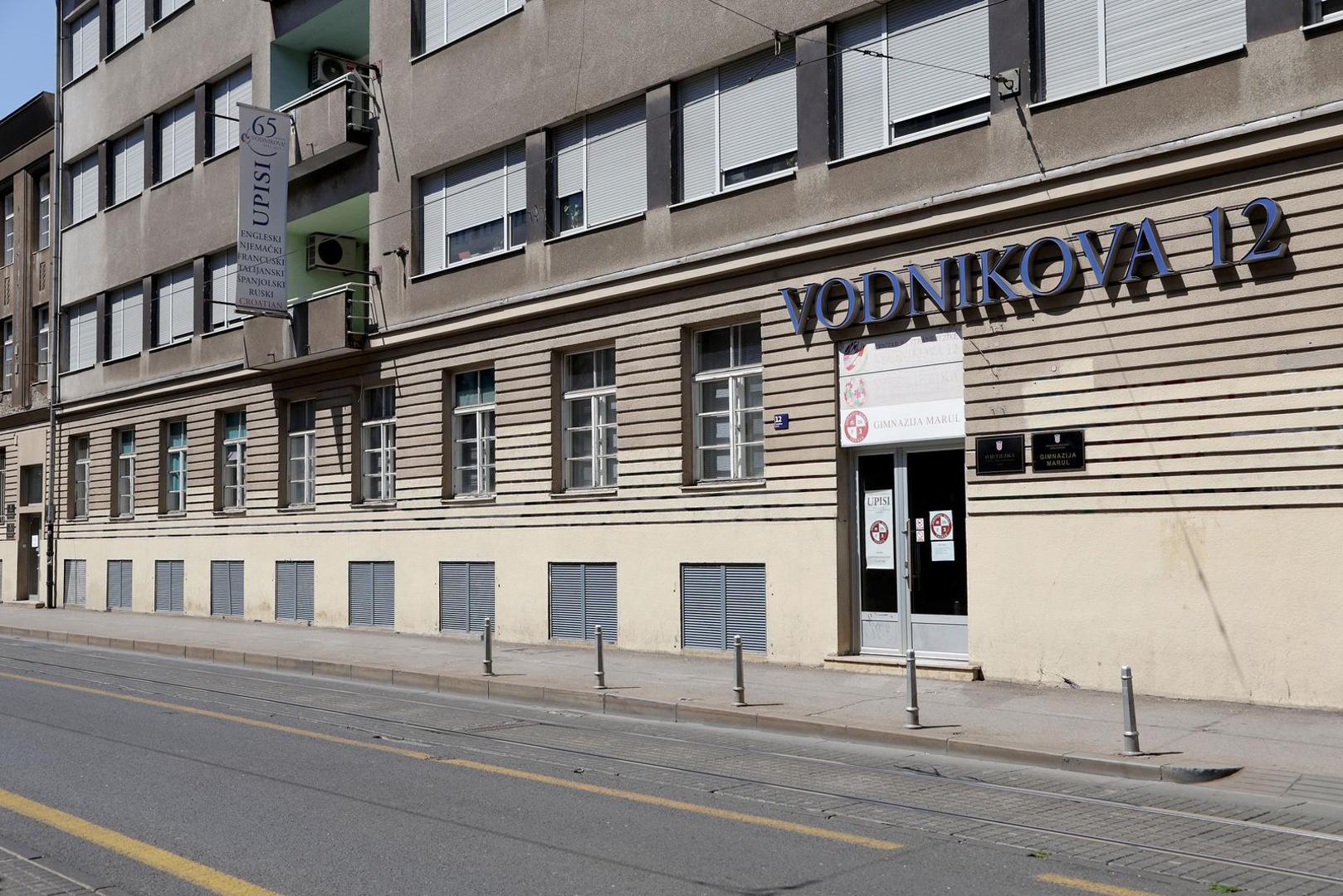 Zgrade koje već imaju uređena i čista pročelja moći će ostvariti sufinanciranje za postavljanje videonadzora. Povećavaju se i iznosi sufinanciranja opreme za videonadzor, pa će se moći dobiti najviše 1300 eura za ulično pročelje te 400 eura za ostala pročelja. Sufinanciranje će obuhvaćati kamere, tehničke uređaje, potrošni materijal te potrebne radove ugradnje.
