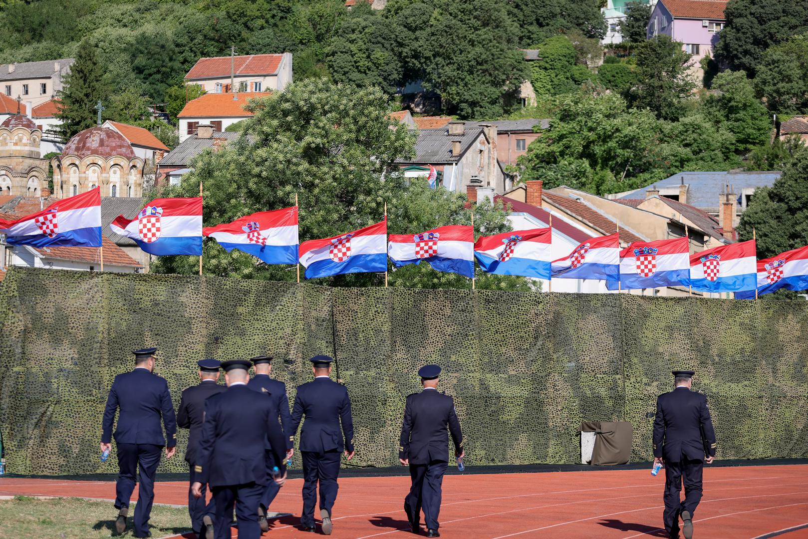 Njihova uvježbanost bila je vizualna potvrda riječi umirovljenog brigadira Ivana Sabljića, koji je s ponosom istaknuo kako branitelji u ratu nisu mogli ni sanjati o takvoj opremi te da bi s njom „protivnicima bilo mnogo teže”.
