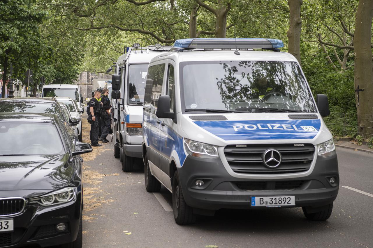 Njema?ka policija diljem zemlje provodi racije protiv klimatskih aktivista "Posljednja generacija"