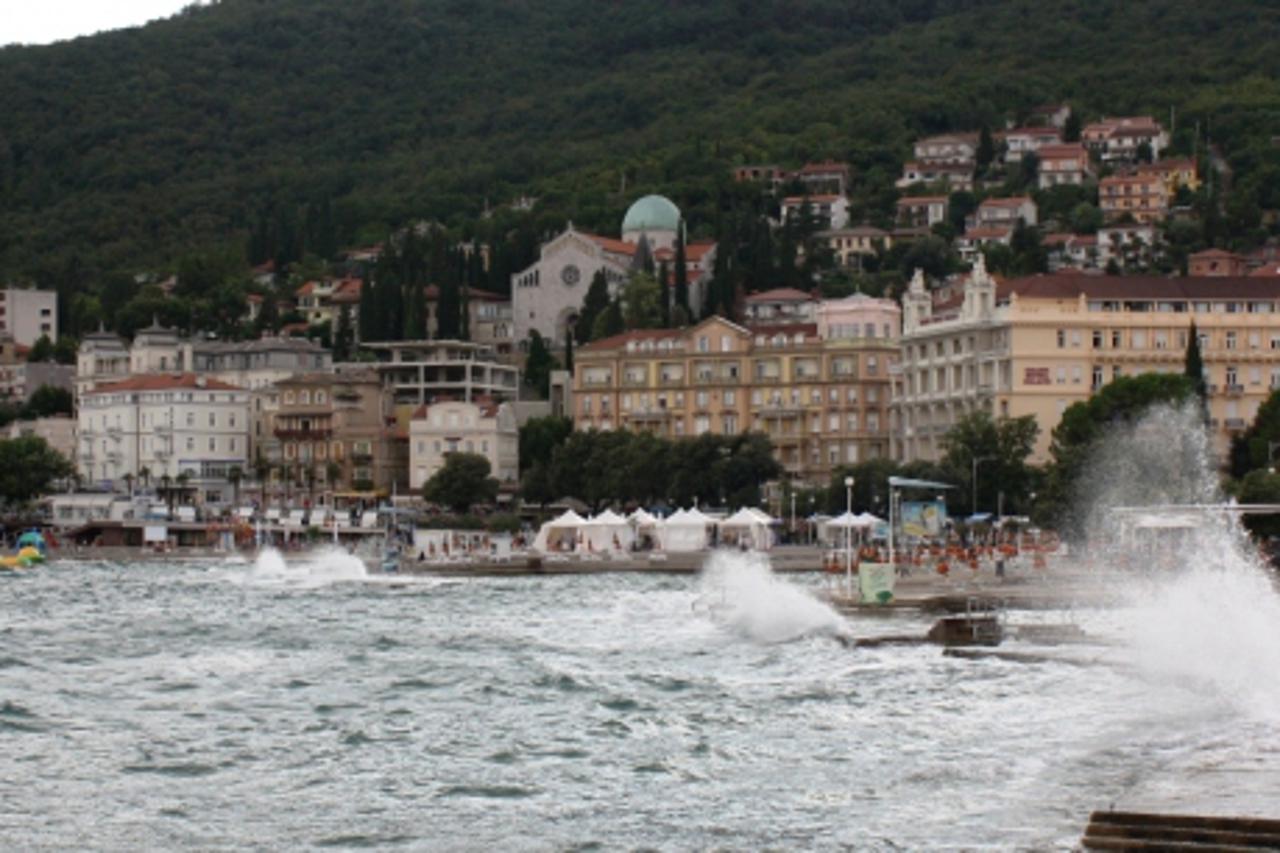 'opatija02_nnn_unu_030812'