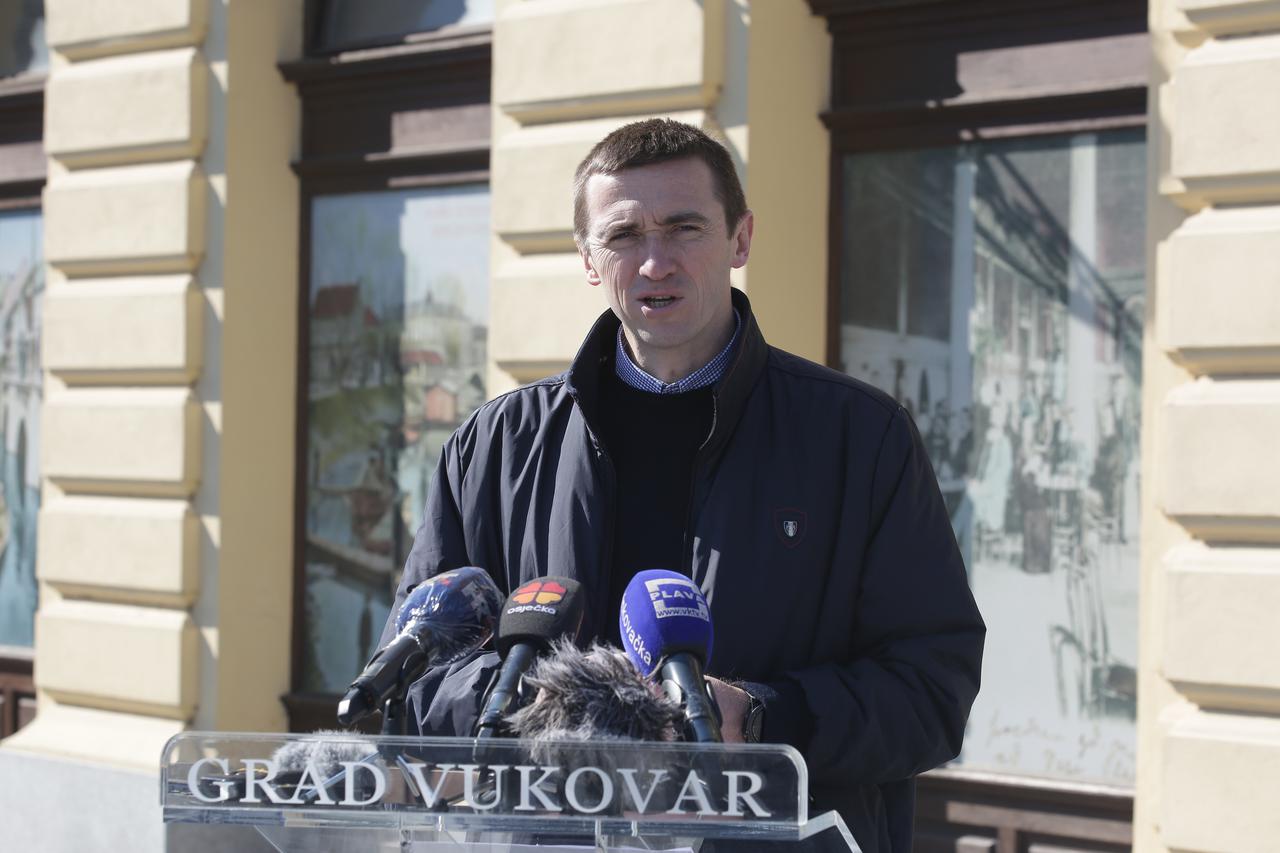 Vukovar: Ivan Penava i Marina Sekulić o podacima turističke sezone u 2019.godini