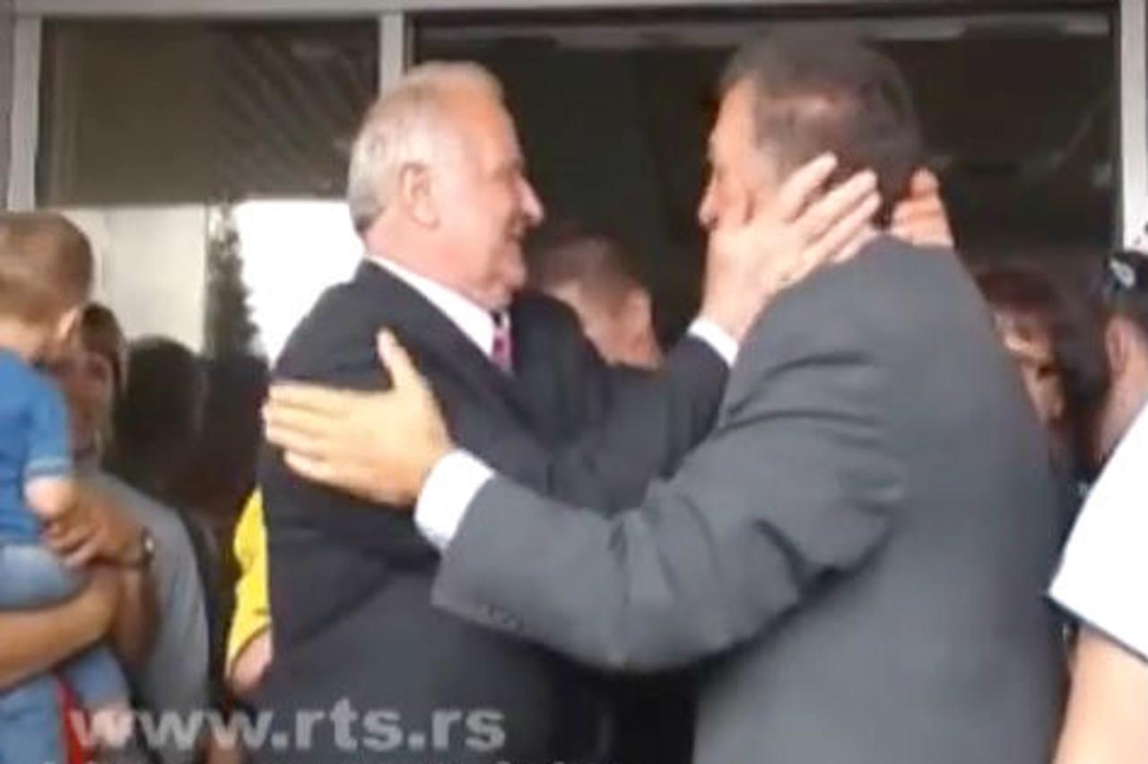 Doček Dragoljuba Ojdanića u Beogradu