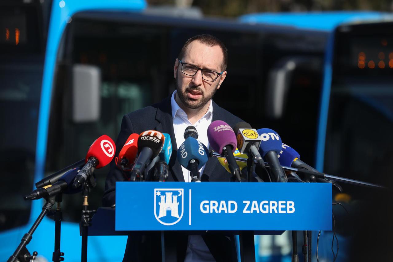 Zagreb: Predstavljanje preostalih 20 isporučenih niskopodnih autobusa ZET-a