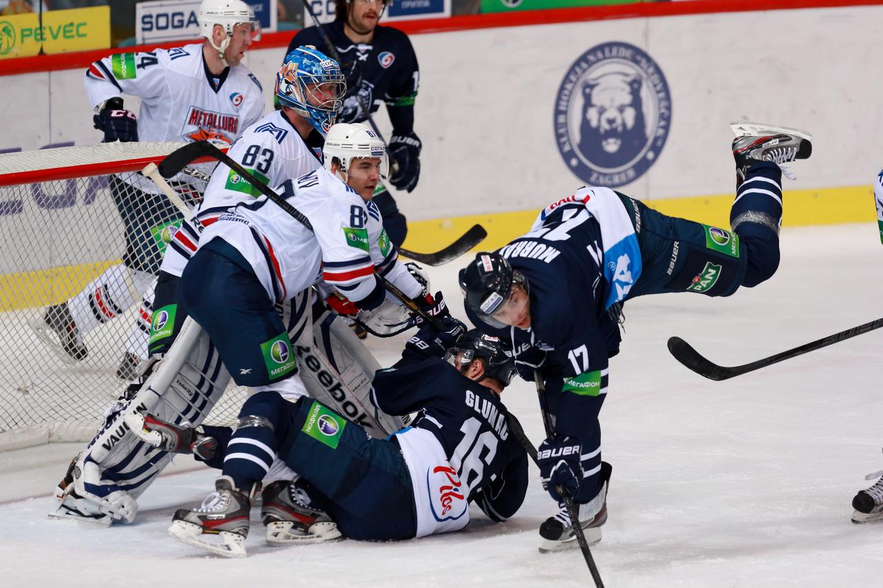 22.11.2013., Dom sportova, Zagreb - Kontinentalna hokejaska liga, 29. kolo, KHL Medvescak - Metallurg Mg. Michael Glumac, Andrew Murray, Rinat Ibragimov. Photo: Dalibor Urukalovic/PIXSELL