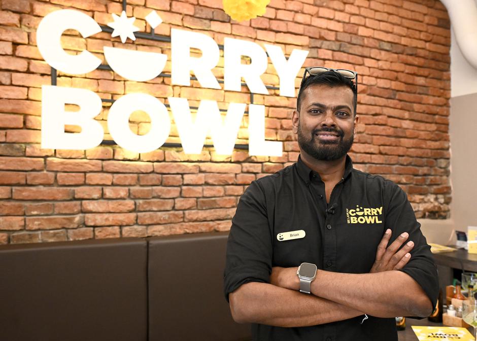 Zagreb: Domjenak povodom otvaranja novog restorana Curry Bowl 