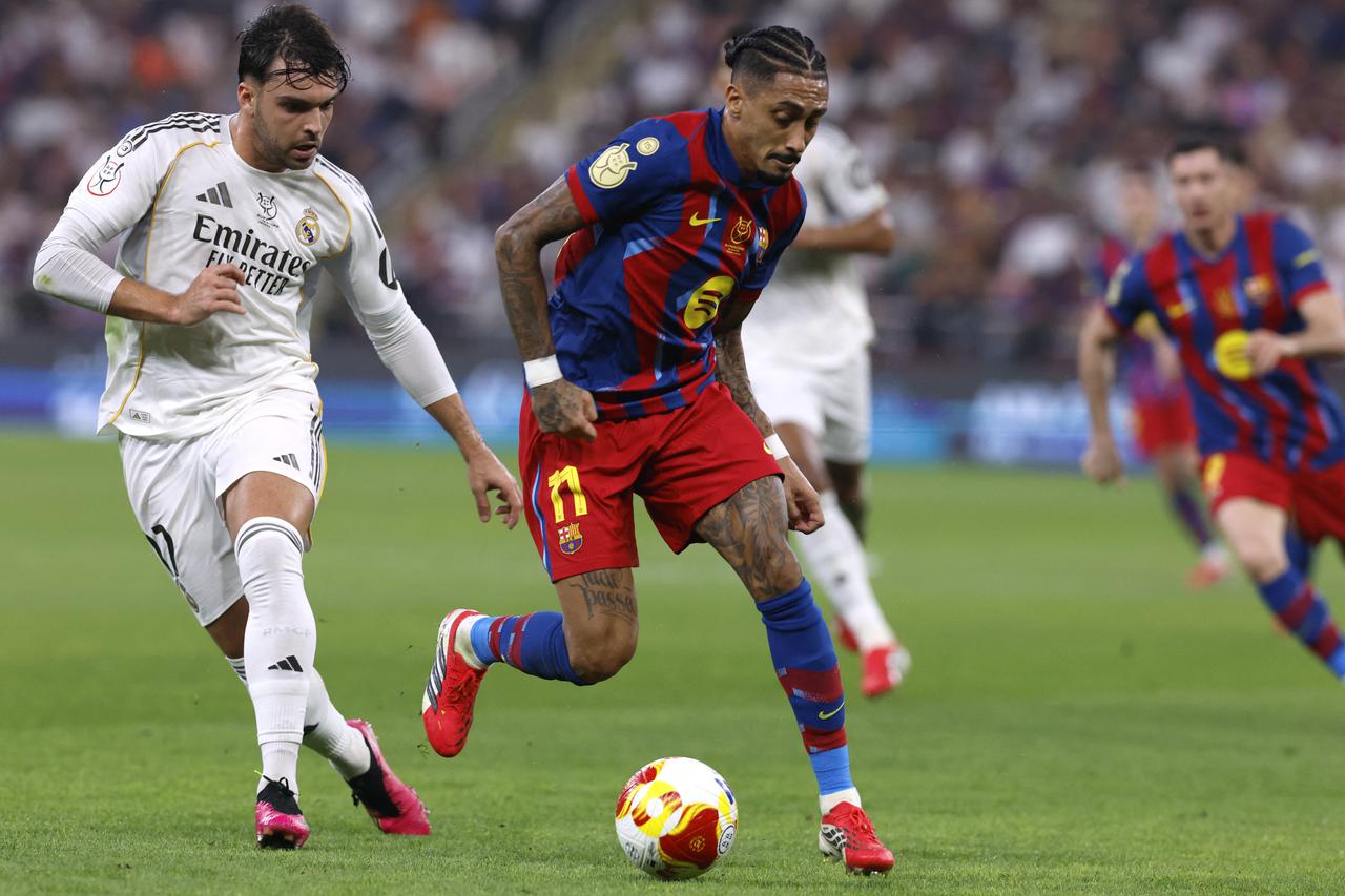 Spanish Super Cup - Final - FC Barcelona v Real Madrid