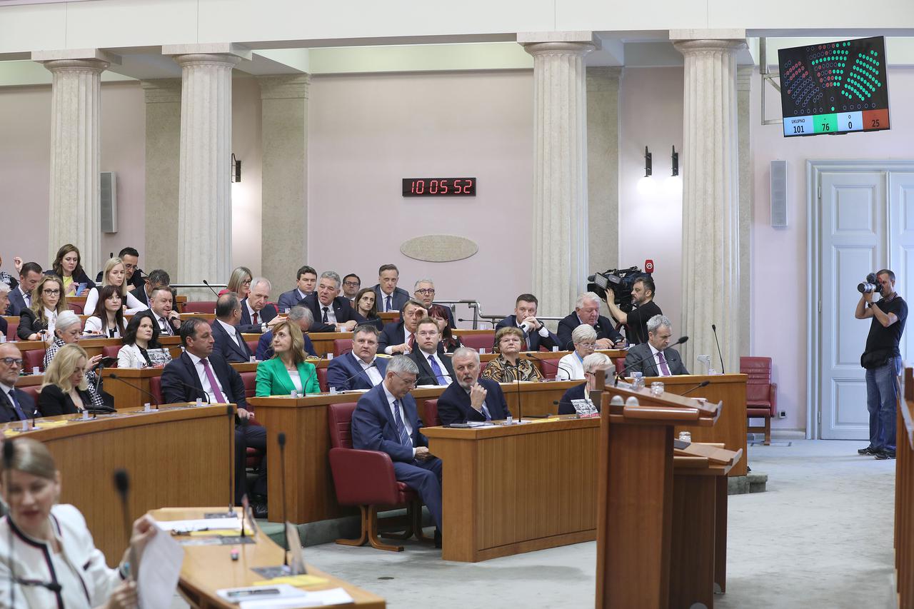 Zagreb: Sabor glasuje o raspravljenim točkama dnevnog reda