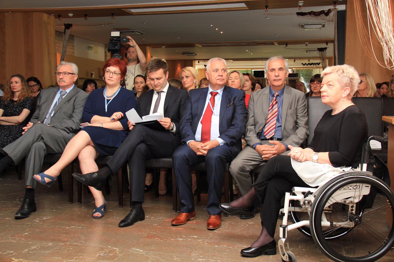 strulni skup u Zadru