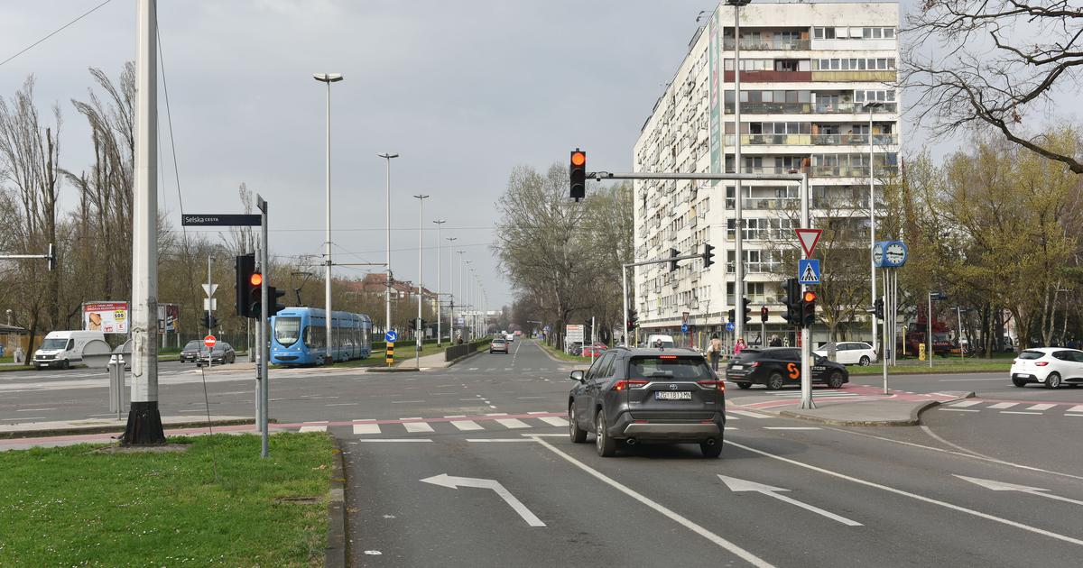 FOTO Pitanje iz autoškole posvađalo Hrvate: Tko ovdje ima prednost?