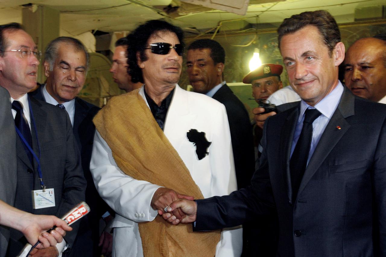Sarkozy i Gaddafi