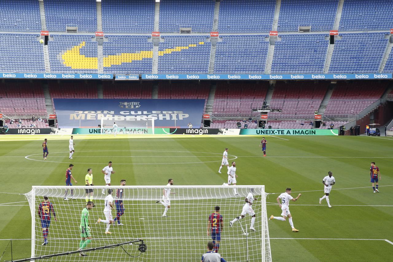La Liga Santander - FC Barcelona v Real Madrid