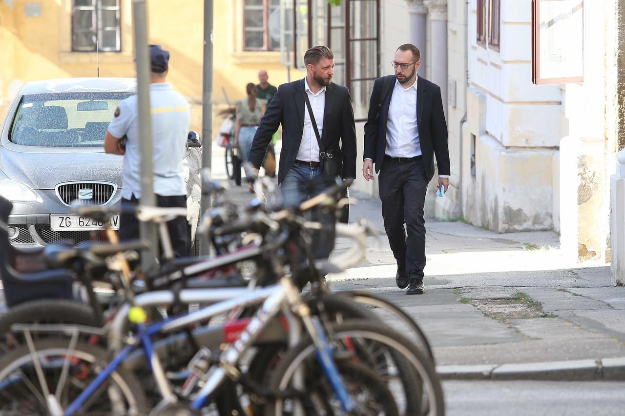 Dolazak zastupnika na prvu sjednicu Gradske skupštine Grada Zagreba